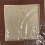 Moldura  18x18 cm na cor  Marrom