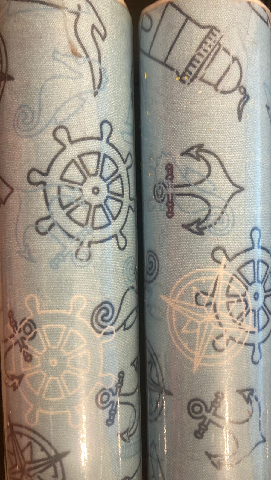 Tecido Adesivado Cavalo Marinho Claro