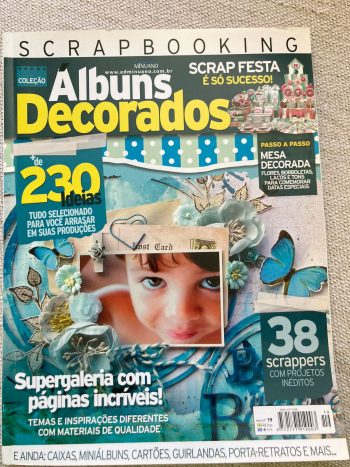 Revista USADA Decorando Álbuns Scrapbooking Mesa Decorada